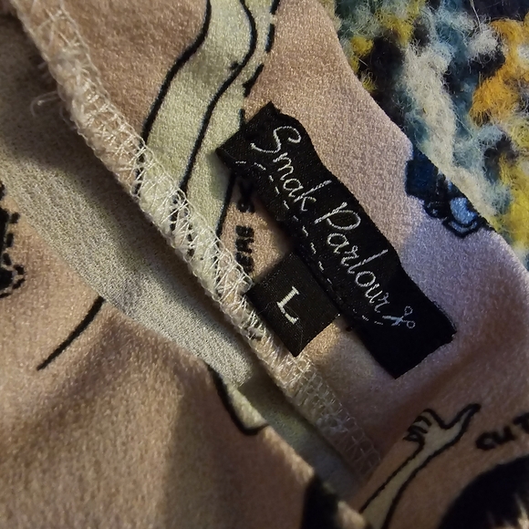 SMAK PARLOUR PAPERDOLL PATTERN SZ L DRESS. *BELT NOT INCLUDED* - Picture 5 of 8